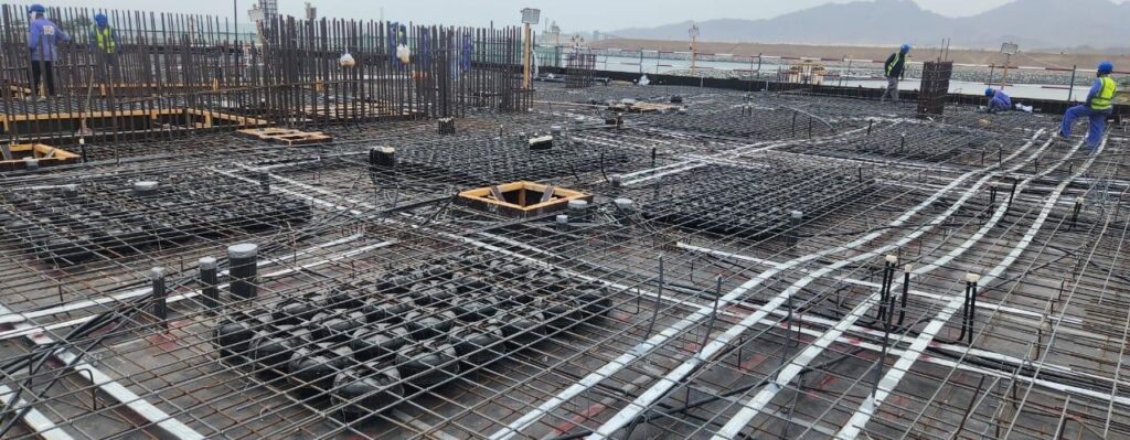 بلاطة لاحقة الشد هجينة