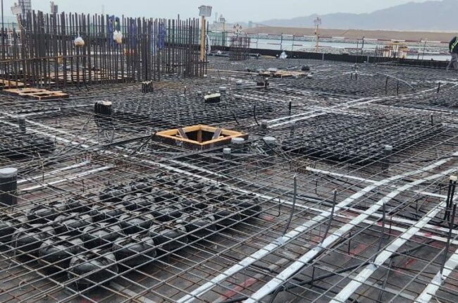 بلاطة لاحقة الشد هجينة